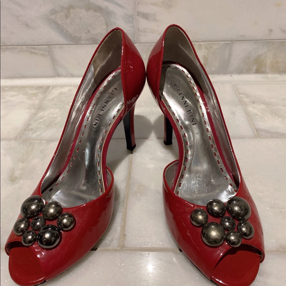 Gianni Bini Pumps - size 6.5M